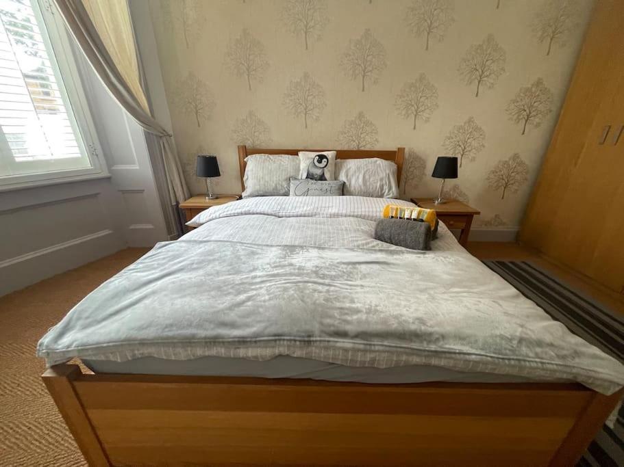 Appartement Stunning West End Flat! à Glasgow Extérieur photo