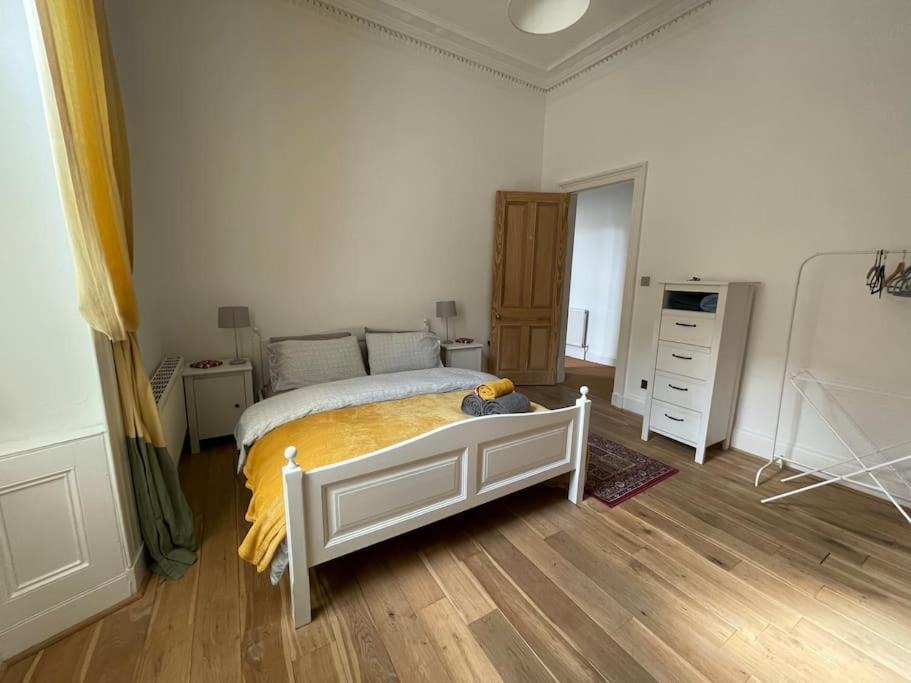 Appartement Stunning West End Flat! à Glasgow Extérieur photo